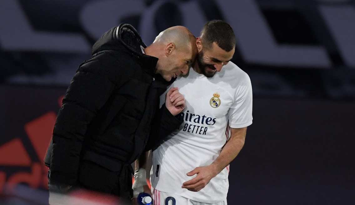 زين الدين زيدان: بنزيما يستحق الكرة الذهبية الجولدن جلوب